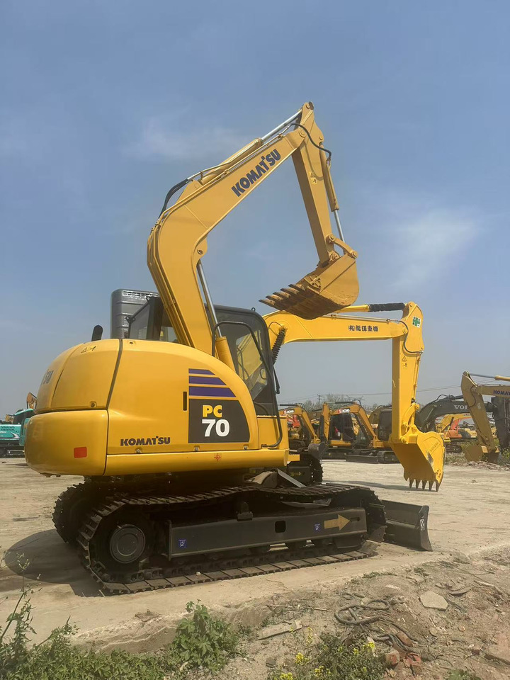 KOMATSU PC70 - Paletli ekskavatör: fotoğraf 1 KOMATSU PC70 - Paletli ekskavatör: fotoğraf 1