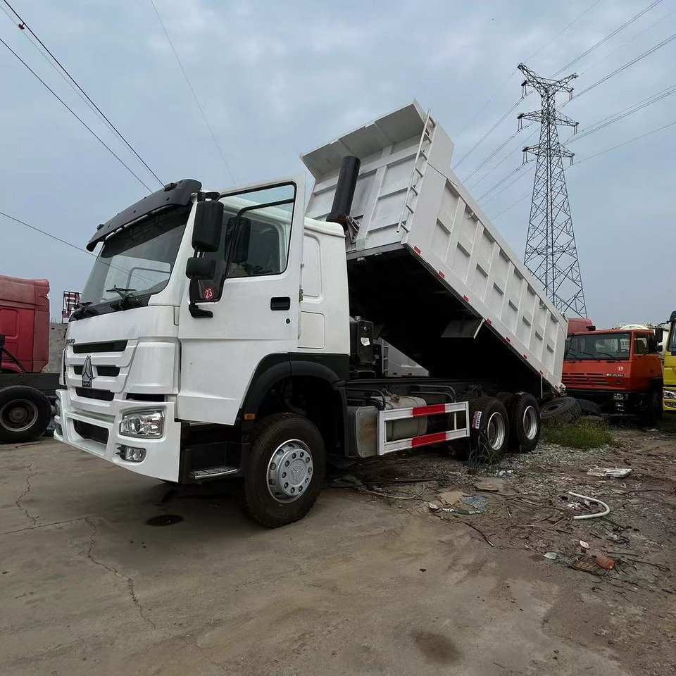 SINOTRUK HOWO 6x4 Dump Truck Click for Discount - Damperli kamyon: fotoğraf 4 SINOTRUK HOWO 6x4 Dump Truck Click for Discount - Damperli kamyon: fotoğraf 4
