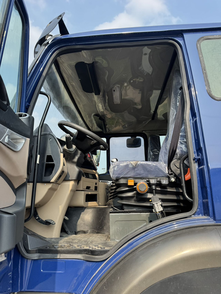 Damperli kamyon SINOTRUK HOWO Dump Truck 8x4 Click for Discount: fotoğraf 6