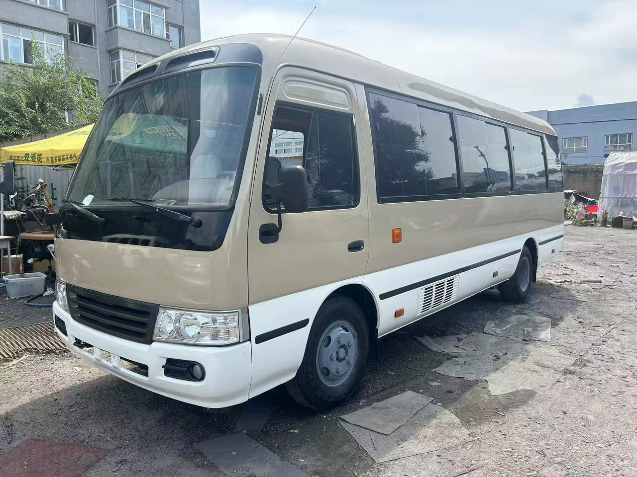 TOYOTA 1HZ CLICK HERE FOR DISCOUNT - Şehir otobüsü: fotoğraf 1 TOYOTA 1HZ CLICK HERE FOR DISCOUNT - Şehir otobüsü: fotoğraf 1