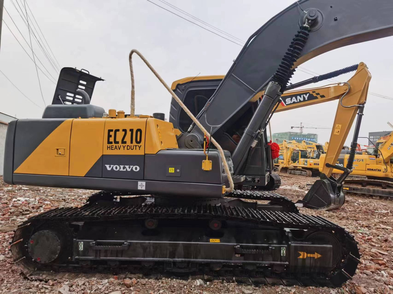 VOLVO EC210 - Paletli ekskavatör: fotoğraf 1 VOLVO EC210 - Paletli ekskavatör: fotoğraf 1