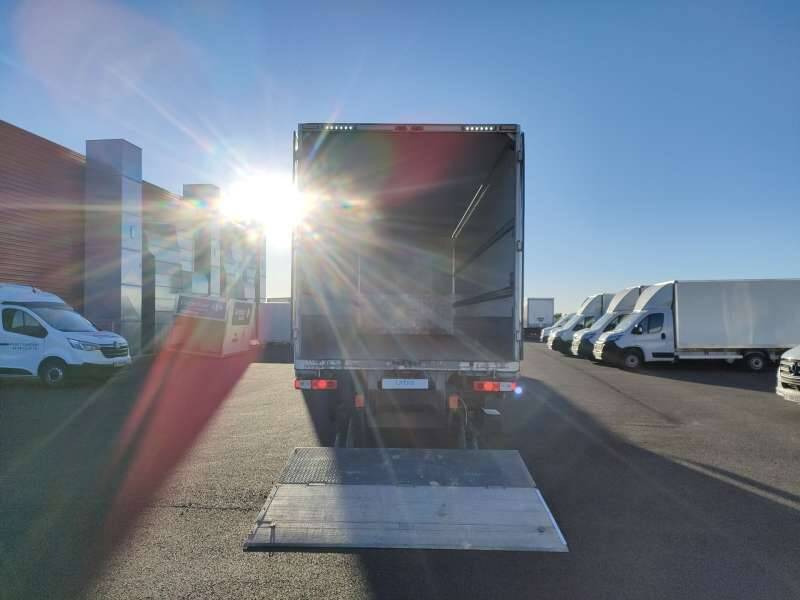 Camion Porteur 19 TONNES 280 CV HAYON 2 PORTES AR - Kapalı kasa kamyon: fotoğraf 5 Camion Porteur 19 TONNES 280 CV HAYON 2 PORTES AR - Kapalı kasa kamyon: fotoğraf 5
