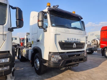 SINOTRUK 6x4 Howo Trucks for Sale in Nigeria - Çekici: fotoğraf 2 SINOTRUK 6x4 Howo Trucks for Sale in Nigeria - Çekici: fotoğraf 2