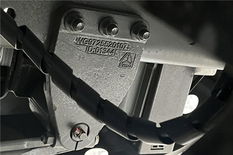 SINOTRUK Howo Truck Price - 400hp 10 Wheeler for Sale In Cameroon - Çekici: fotoğraf 4 SINOTRUK Howo Truck Price - 400hp 10 Wheeler for Sale In Cameroon - Çekici: fotoğraf 4
