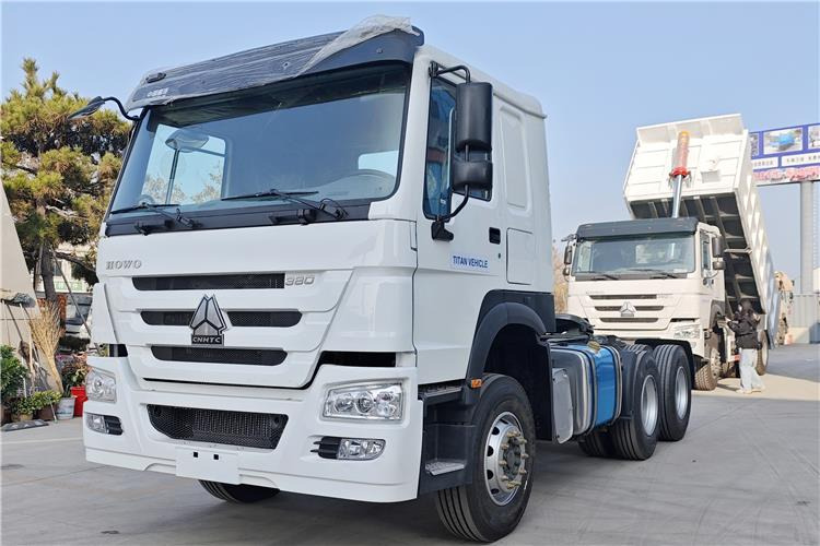 SINOTRUK Second Hand Howo 380hp 6x4 Truck Tractor for Sale In Tanzania - Çekici: fotoğraf 1 SINOTRUK Second Hand Howo 380hp 6x4 Truck Tractor for Sale In Tanzania - Çekici: fotoğraf 1