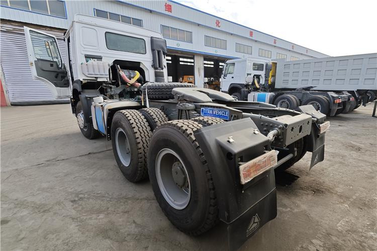 SINOTRUK Used Howo 371 Truck Head for Sale In Nigeria Lagos - Çekici: fotoğraf 2 SINOTRUK Used Howo 371 Truck Head for Sale In Nigeria Lagos - Çekici: fotoğraf 2