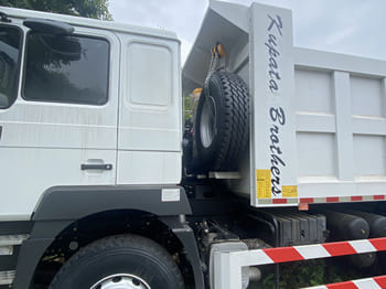 SHACMAN Shacman Tipper Truck F3000 for Sale in Nigeria - Damperli kamyon: fotoğraf 4 SHACMAN Shacman Tipper Truck F3000 for Sale in Nigeria - Damperli kamyon: fotoğraf 4
