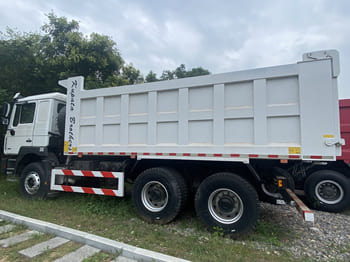 SHACMAN Shacman Tipper Truck F3000 for Sale in Nigeria - Damperli kamyon: fotoğraf 1 SHACMAN Shacman Tipper Truck F3000 for Sale in Nigeria - Damperli kamyon: fotoğraf 1