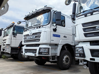 SHACMAN Shacman Tractor Truck for Sale in Malawi - Damperli kamyon: fotoğraf 3 SHACMAN Shacman Tractor Truck for Sale in Malawi - Damperli kamyon: fotoğraf 3