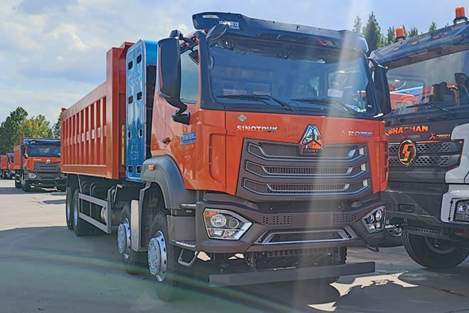 SINOTRUK Sinotruk Howo 8x4 Tipper Trucks for Sale in Ghana - Damperli kamyon: fotoğraf 3 SINOTRUK Sinotruk Howo 8x4 Tipper Trucks for Sale in Ghana - Damperli kamyon: fotoğraf 3