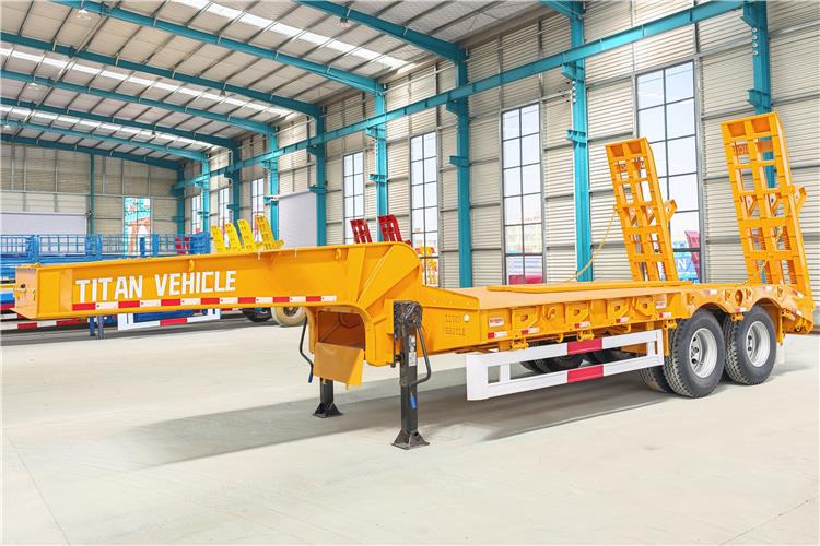 TITAN 2 Axle Low Loader Truck Trailer for Sale In Uganda - Alçak çerçeveli platform dorse: fotoğraf 4 TITAN 2 Axle Low Loader Truck Trailer for Sale In Uganda - Alçak çerçeveli platform dorse: fotoğraf 4