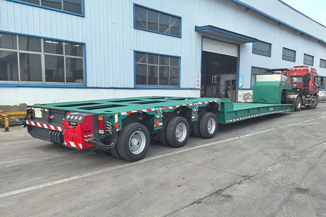 TITAN 20m Extendable Semi Trailer for sale in Nigeria - Alçak çerçeveli platform dorse: fotoğraf 3 TITAN 20m Extendable Semi Trailer for sale in Nigeria - Alçak çerçeveli platform dorse: fotoğraf 3