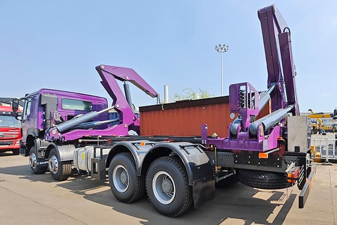 XCMG 37 Ton Container Side Lifter Truck for Sale in Kiribati - Konteynır taşıyıcı/ Yedek karoser kamyon: fotoğraf 4 XCMG 37 Ton Container Side Lifter Truck for Sale in Kiribati - Konteynır taşıyıcı/ Yedek karoser kamyon: fotoğraf 4
