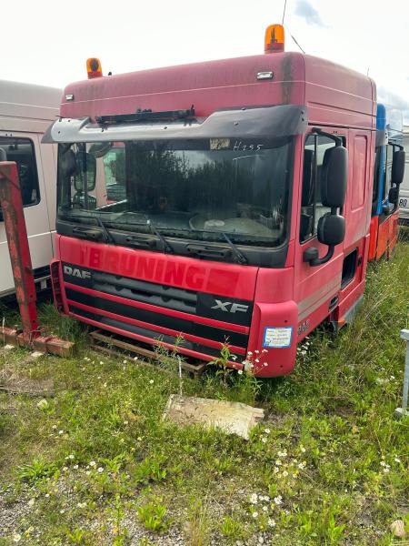 DAF XF105-510 Rouge Grenat - Kabin - Kamyon: fotoğraf 1 DAF XF105-510 Rouge Grenat - Kabin - Kamyon: fotoğraf 1