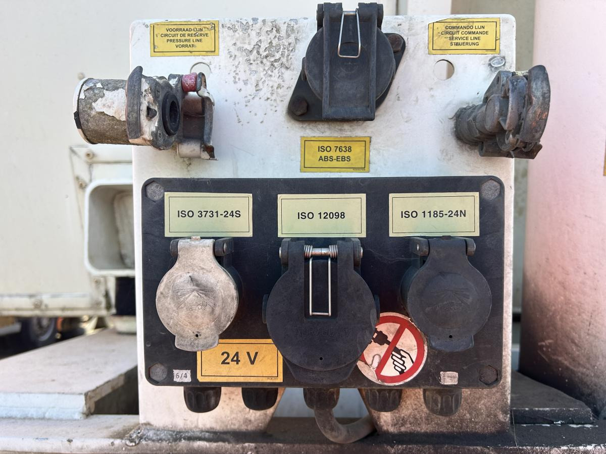 Damperli dorse nakliyatı için dökme maddeler Stas S339CX: fotoğraf 6