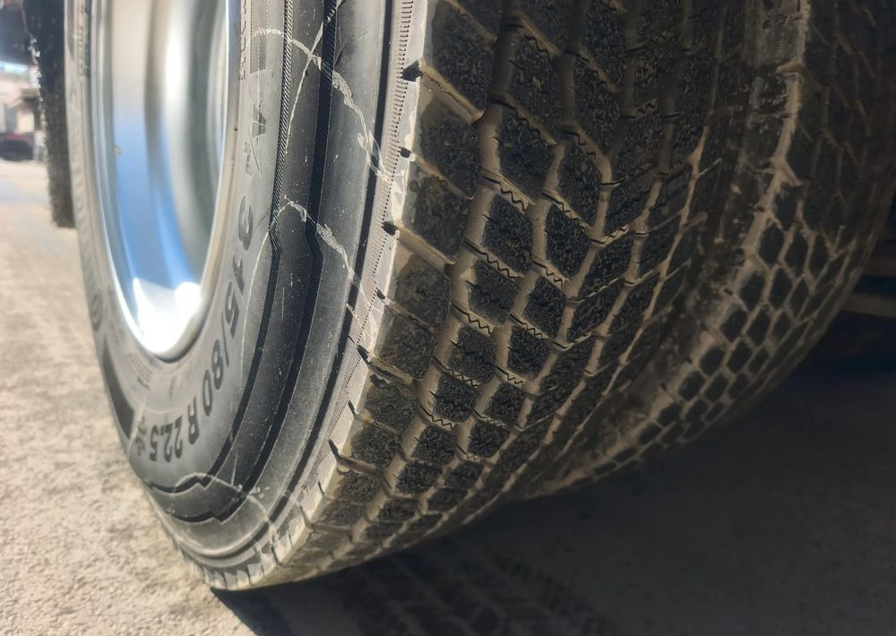 Renault GAMA D 18.320 chłodnia izoterma 19 palet - Refrijeratör kamyon: fotoğraf 5 Renault GAMA D 18.320 chłodnia izoterma 19 palet - Refrijeratör kamyon: fotoğraf 5