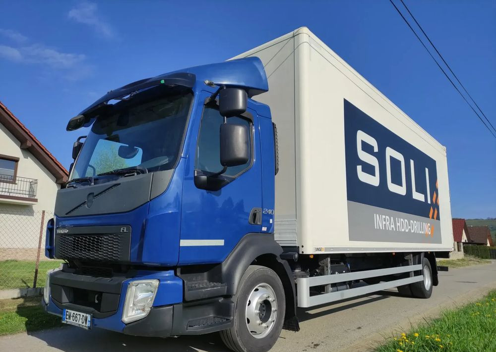 Volvo FL 12.240 klima blokada kontener 18 pal kurierka - Kapalı kasa kamyon: fotoğraf 1 Volvo FL 12.240 klima blokada kontener 18 pal kurierka - Kapalı kasa kamyon: fotoğraf 1