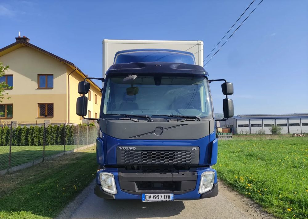 Volvo FL 12.240 klima blokada kontener 18 pal kurierka - Kapalı kasa kamyon: fotoğraf 4 Volvo FL 12.240 klima blokada kontener 18 pal kurierka - Kapalı kasa kamyon: fotoğraf 4