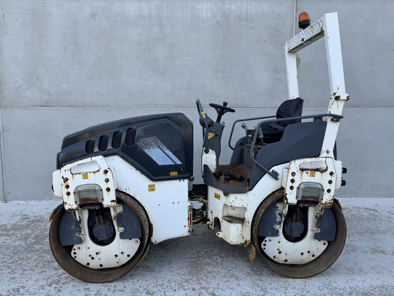 Hamm HD 14 VV - Yol silindiri: fotoğraf 5 Hamm HD 14 VV - Yol silindiri: fotoğraf 5