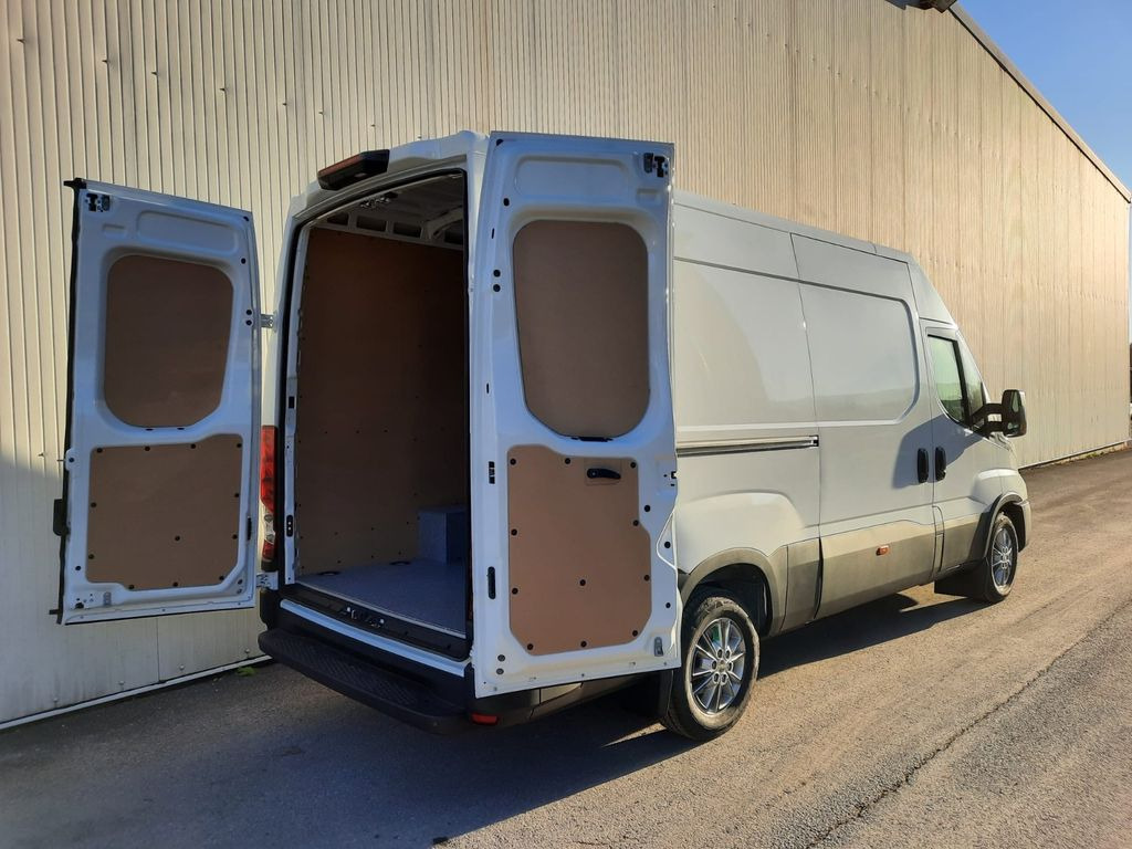Iveco Daily 35S14 8g HiMatic L3H2 Mod.25 Iveco Daily 35S14 8g HiMatic L3H2 Mod.25 - Panelvan: fotoğraf 4 Iveco Daily 35S14 8g HiMatic L3H2 Mod.25 Iveco Daily 35S14 8g HiMatic L3H2 Mod.25 - Panelvan: fotoğraf 4