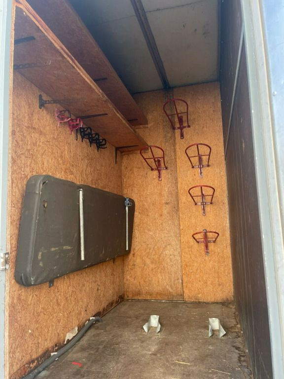 MAN 12.192 Pferdetransporter MAN 12.192 Pferdetransporter - At taşıma aracı: fotoğraf 5 MAN 12.192 Pferdetransporter MAN 12.192 Pferdetransporter - At taşıma aracı: fotoğraf 5