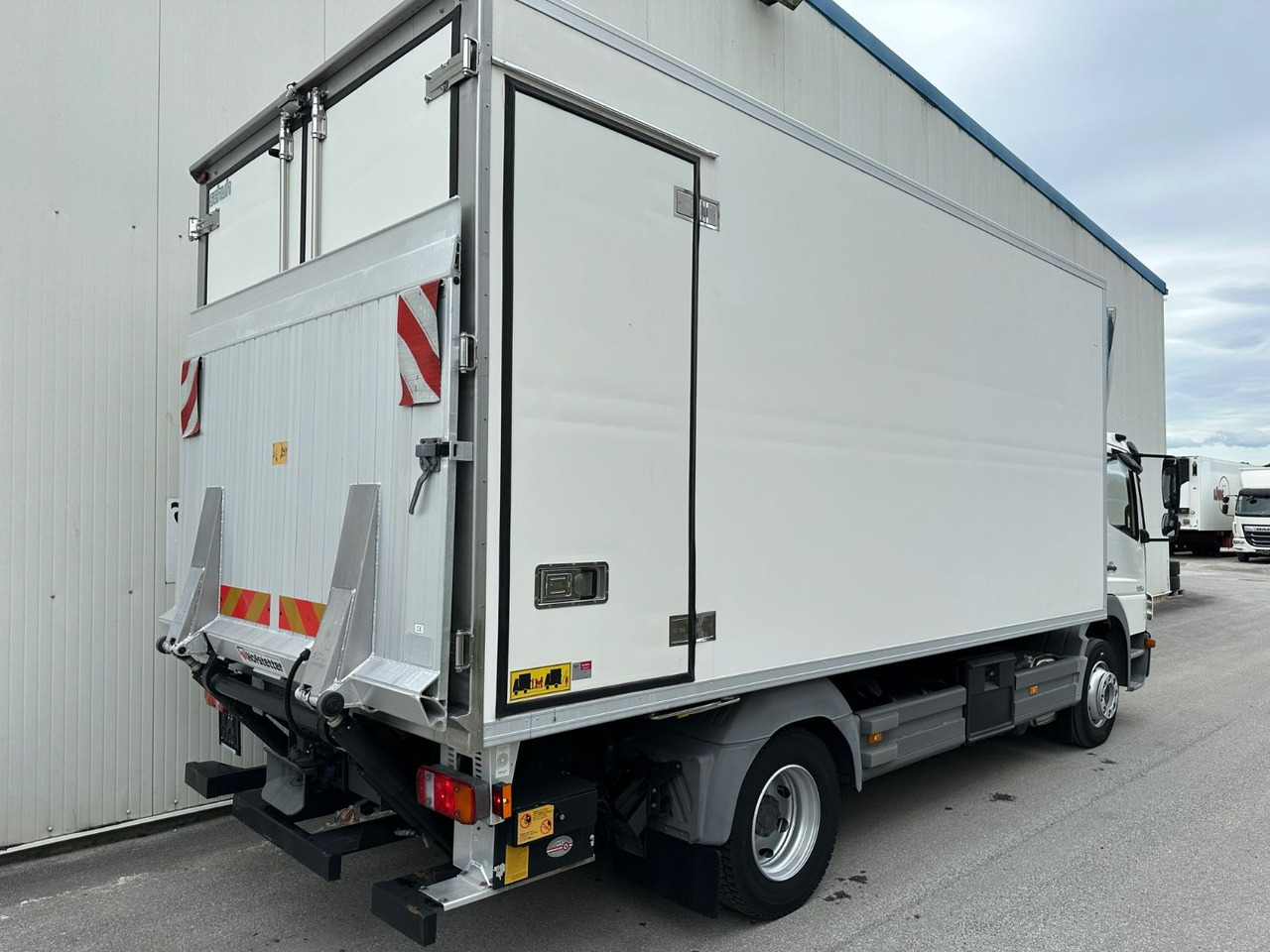 Mercedes-Benz Atego 1224 Automat Klima TK-29C - Refrijeratör kamyon: fotoğraf 3 Mercedes-Benz Atego 1224 Automat Klima TK-29C - Refrijeratör kamyon: fotoğraf 3