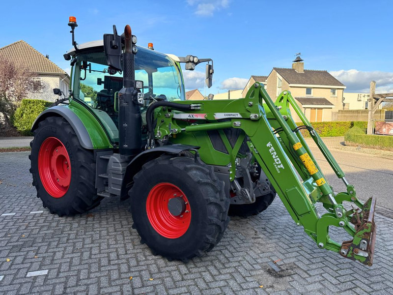 Fendt 313 Vario FendtOne + Fendt Cargo 4x75 - Traktör: fotoğraf 4 Fendt 313 Vario FendtOne + Fendt Cargo 4x75 - Traktör: fotoğraf 4