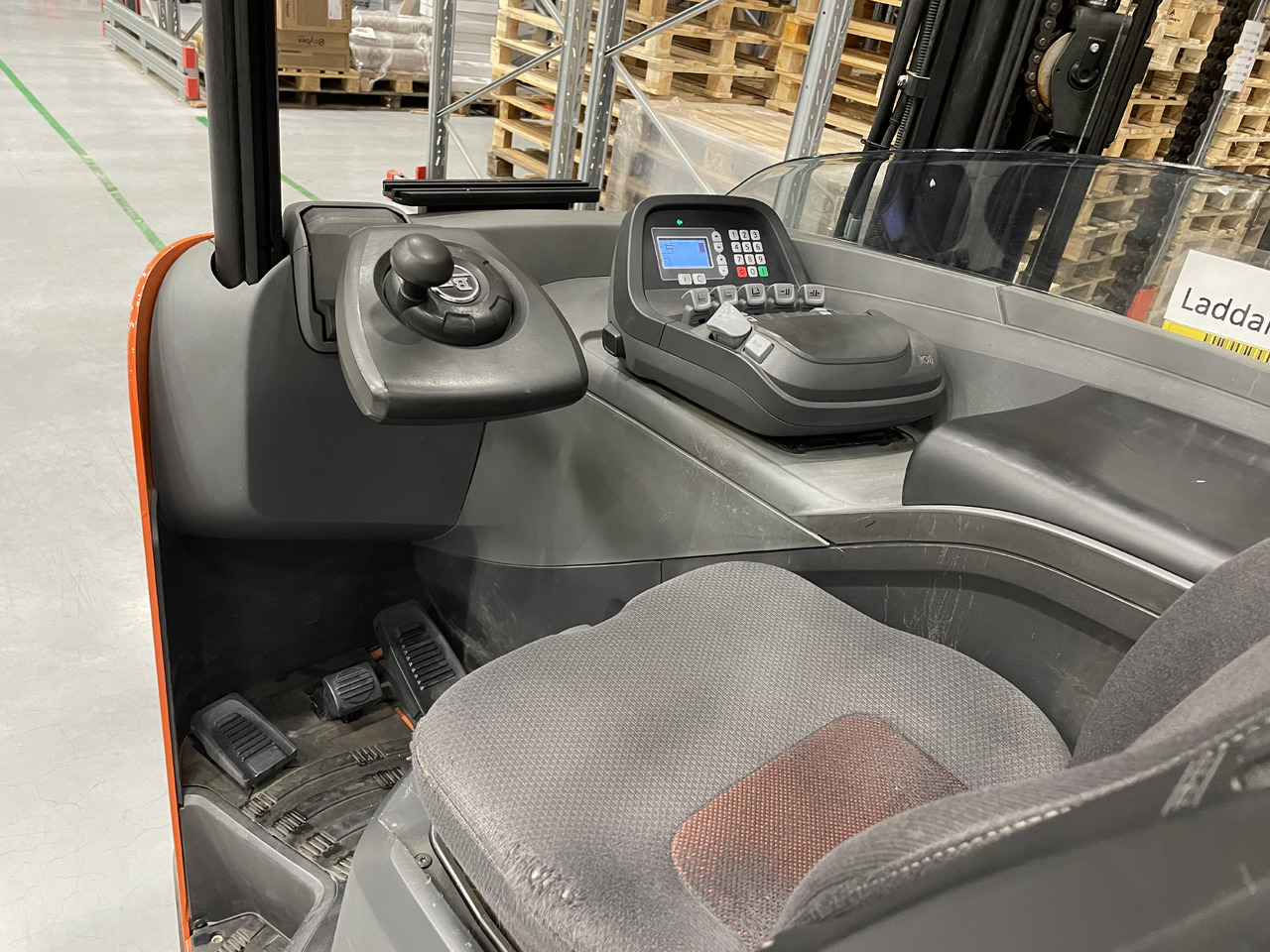 TOYOTA BT-RRE 160E - Reach truck: fotoğraf 2 TOYOTA BT-RRE 160E - Reach truck: fotoğraf 2