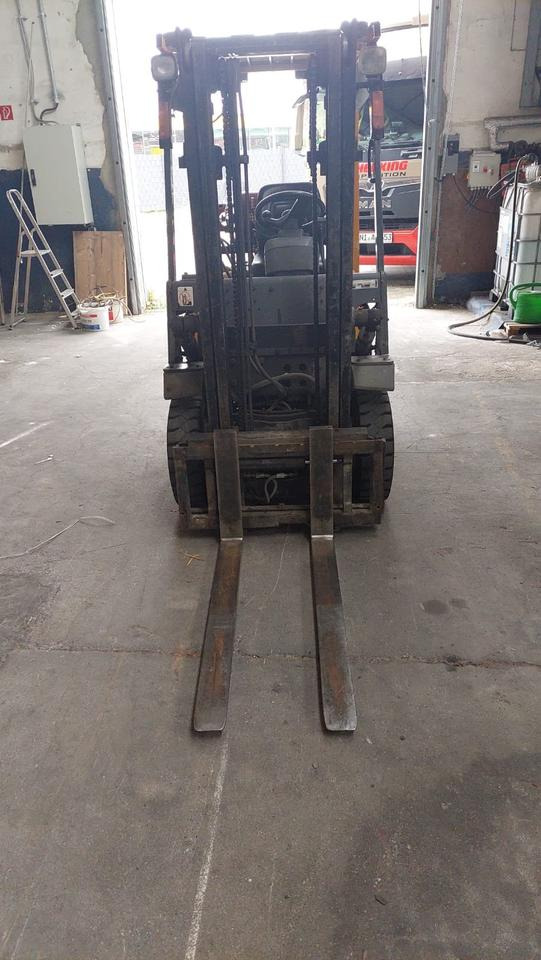 Gabelstapler TCM + Gas + 1,3 t Hub + Bj. 1999 - LPG forklift: fotoğraf 2 Gabelstapler TCM + Gas + 1,3 t Hub + Bj. 1999 - LPG forklift: fotoğraf 2