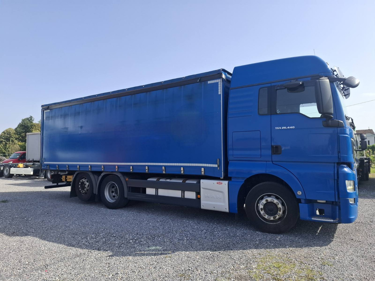 MAN TGX 26.440 E6 - Tenteli kamyon: fotoğraf 4 MAN TGX 26.440 E6 - Tenteli kamyon: fotoğraf 4