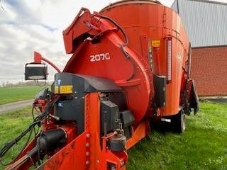 Kuhn Typ 2070 - Yem mikseri: fotoğraf 3 Kuhn Typ 2070 - Yem mikseri: fotoğraf 3