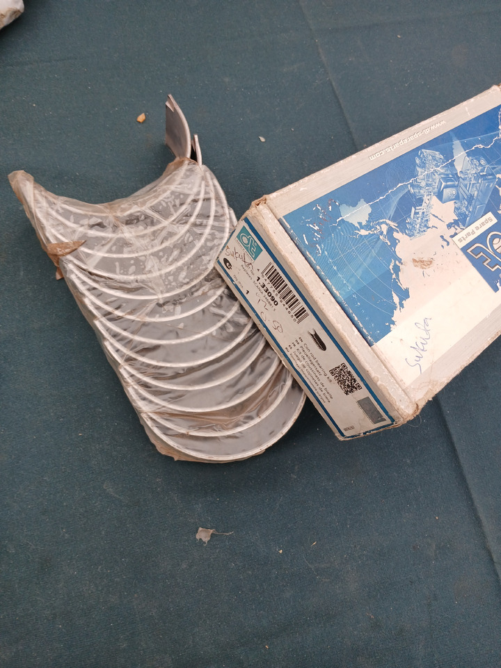 DT Conrod bearing 133090 for Scania 82/93 - Motor bilyası: fotoğraf 1 DT Conrod bearing 133090 for Scania 82/93 - Motor bilyası: fotoğraf 1