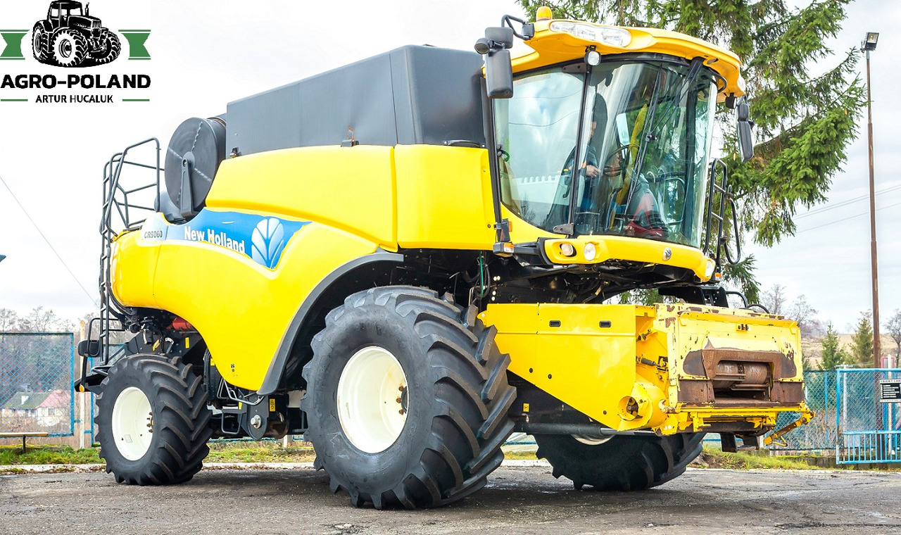 NEW HOLLAND CR 9060 - 2008 - 2554 h + HEDER 6,09 M - Biçerdöver: fotoğraf 1 NEW HOLLAND CR 9060 - 2008 - 2554 h + HEDER 6,09 M - Biçerdöver: fotoğraf 1