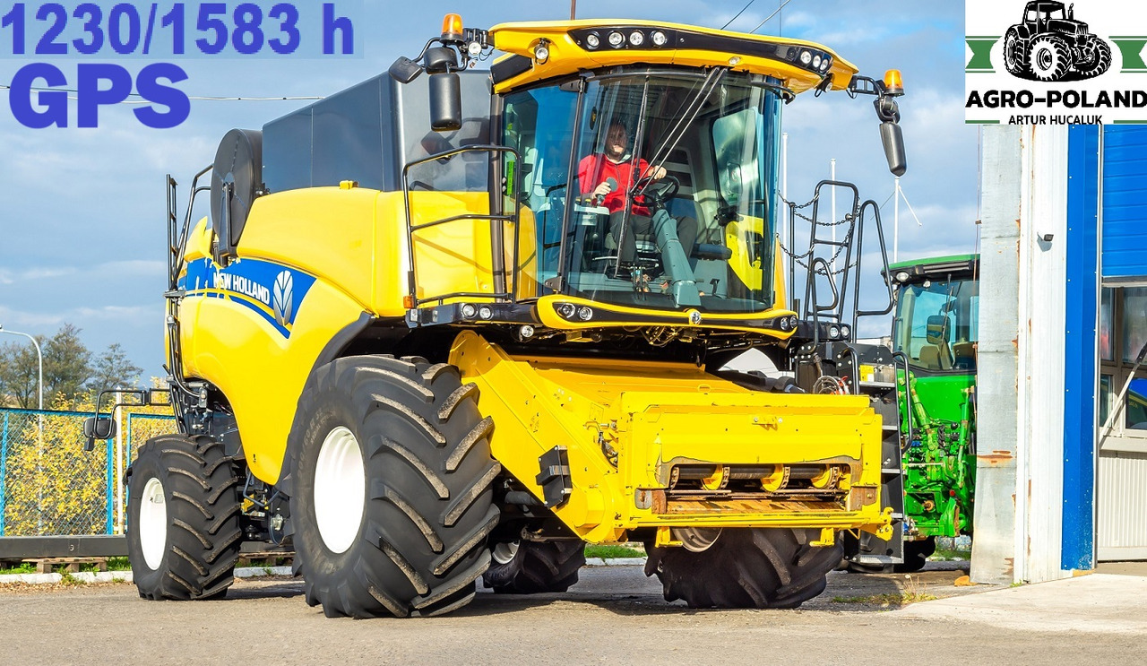 NEW HOLLAND CX 8.90 - 1230/1583 h + GPS-AUTOPILOT + VARIO 7,62 M - 2018 ROK - Biçerdöver: fotoğraf 1 NEW HOLLAND CX 8.90 - 1230/1583 h + GPS-AUTOPILOT + VARIO 7,62 M - 2018 ROK - Biçerdöver: fotoğraf 1