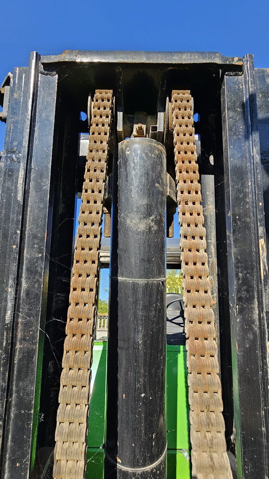 CATERPILLAR V330B - Arazi tipi forklift: fotoğraf 3 CATERPILLAR V330B - Arazi tipi forklift: fotoğraf 3