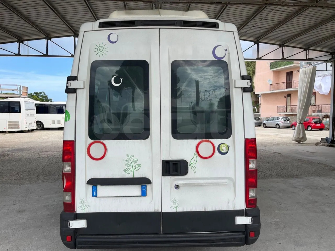 Iveco Daily - Turistik otobüs: fotoğraf 5 Iveco Daily - Turistik otobüs: fotoğraf 5