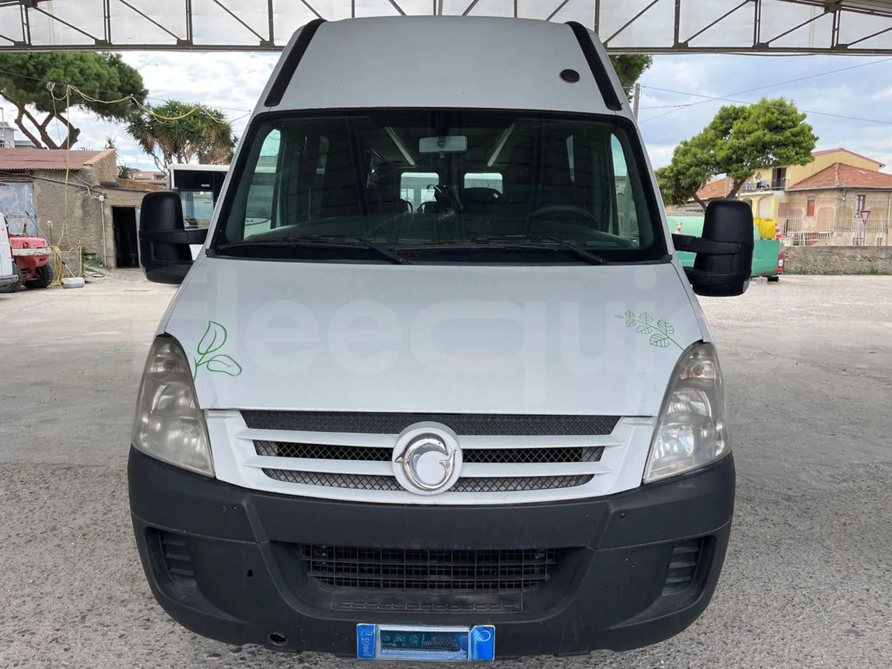 Iveco Daily - Turistik otobüs: fotoğraf 2 Iveco Daily - Turistik otobüs: fotoğraf 2