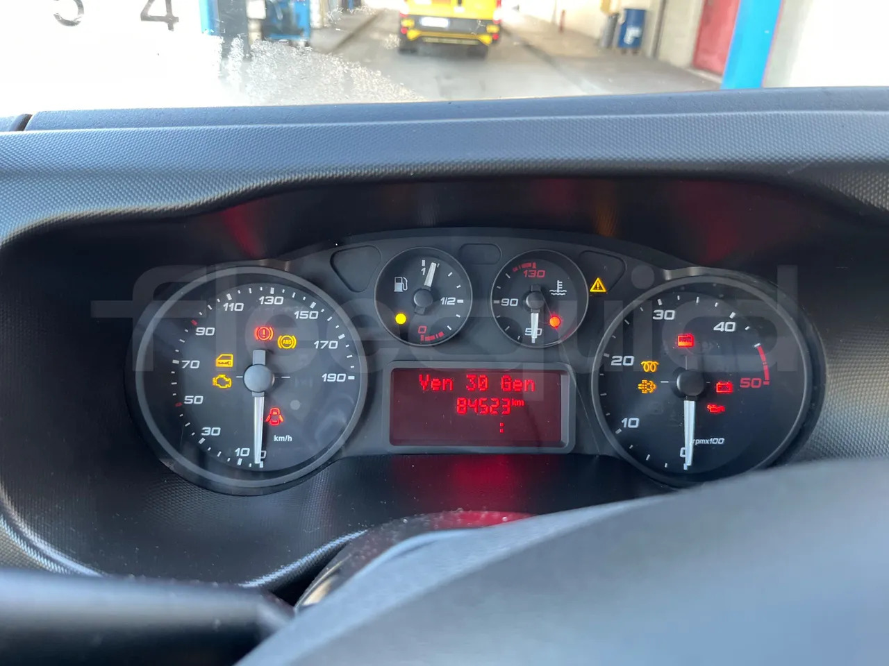 Iveco Daily - Okul otobüsü: fotoğraf 3 Iveco Daily - Okul otobüsü: fotoğraf 3