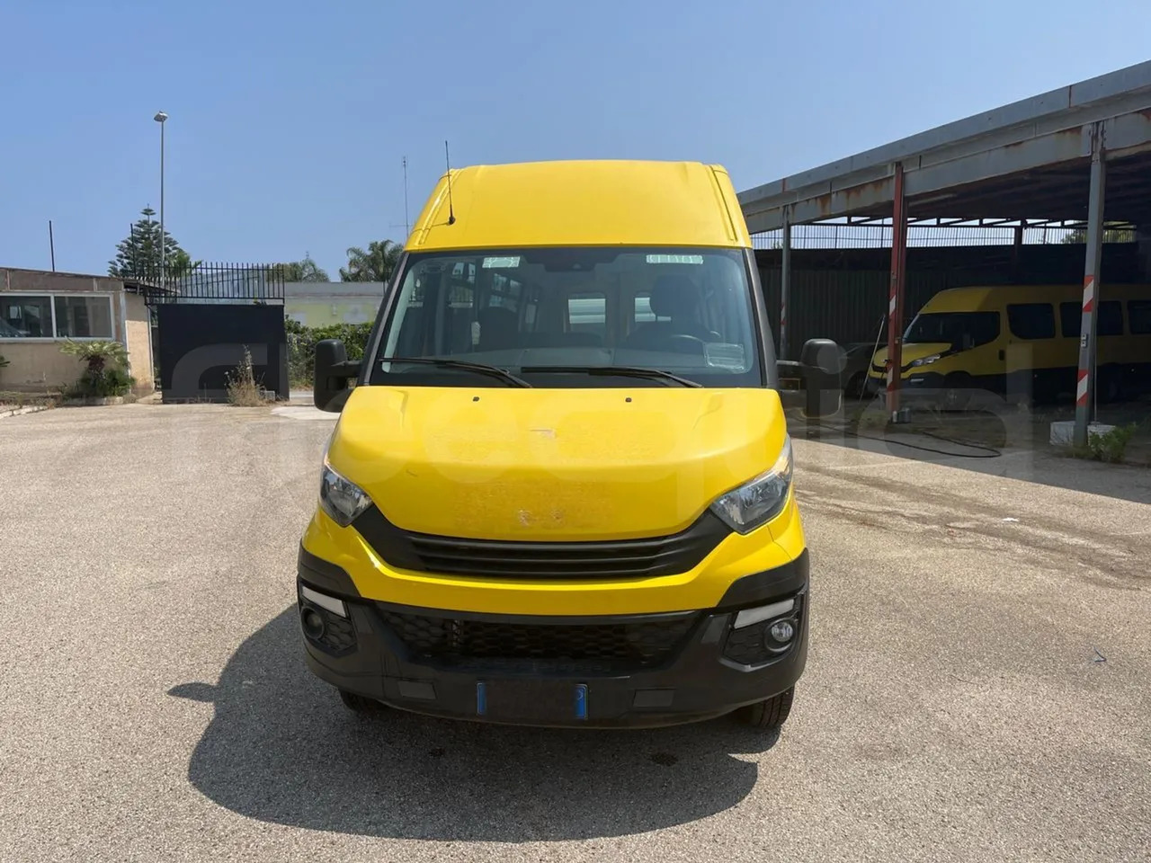 Iveco Daily - Okul otobüsü: fotoğraf 2 Iveco Daily - Okul otobüsü: fotoğraf 2
