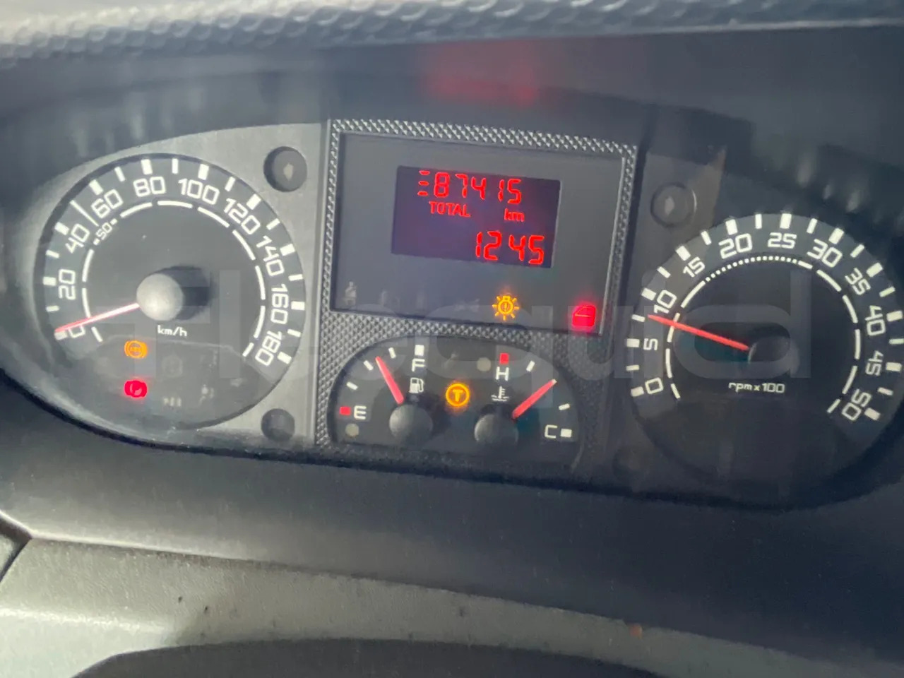 Iveco Daily - Turistik otobüs: fotoğraf 3 Iveco Daily - Turistik otobüs: fotoğraf 3