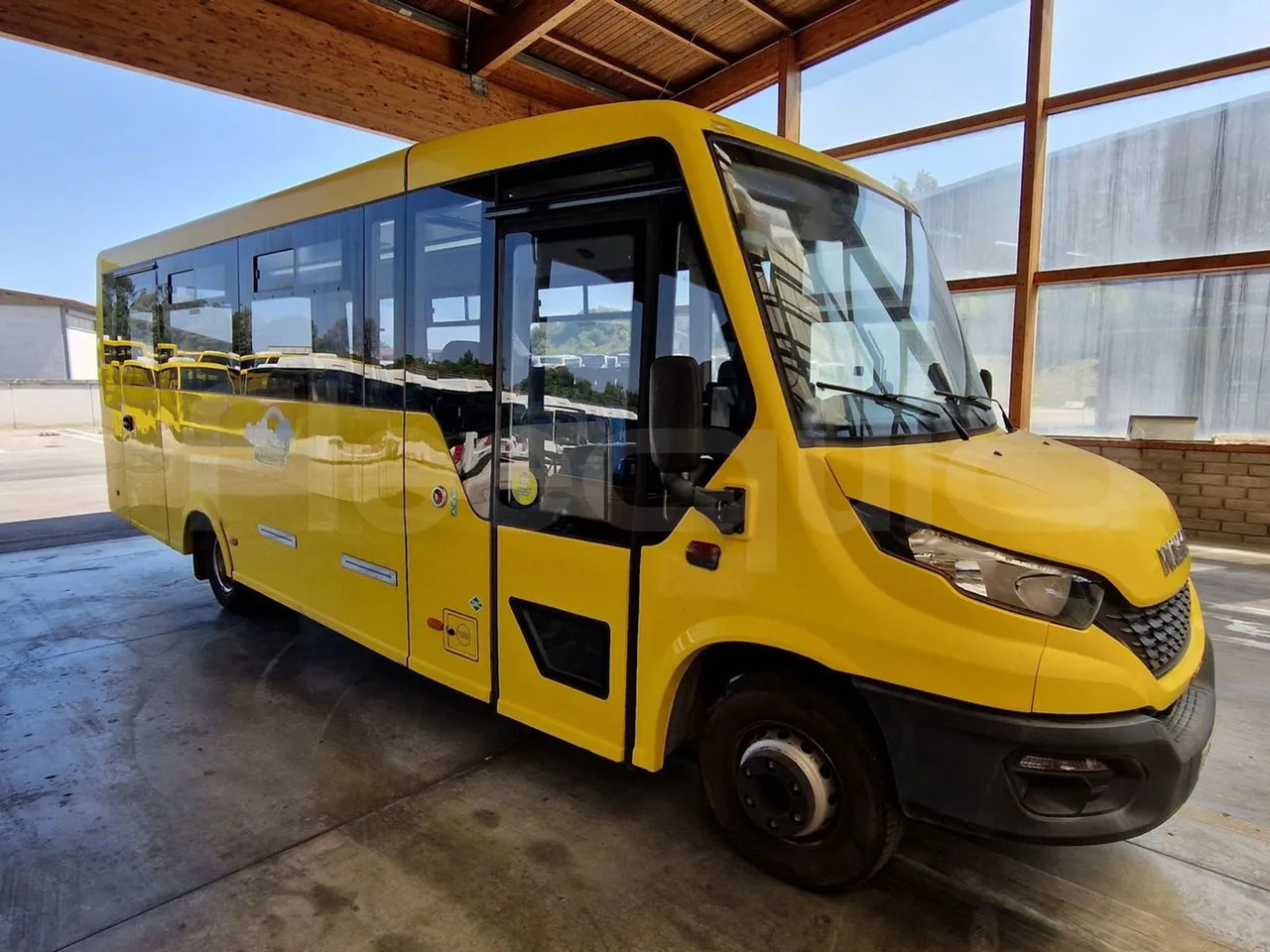 Iveco Indcar - Okul otobüsü: fotoğraf 1 Iveco Indcar - Okul otobüsü: fotoğraf 1