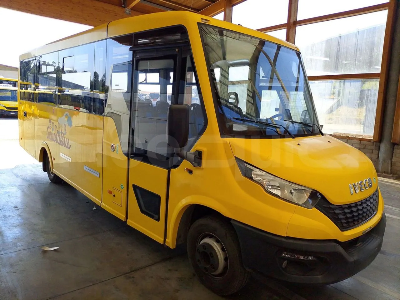 Iveco Indcar - Okul otobüsü: fotoğraf 1 Iveco Indcar - Okul otobüsü: fotoğraf 1