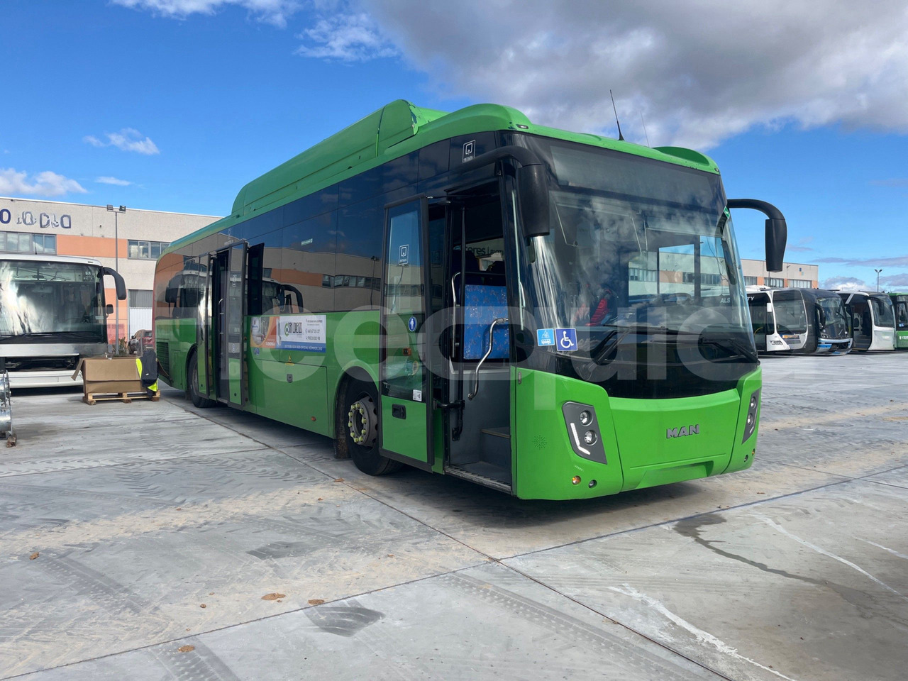 Man Castrosua - Şehirlerarası otobüs: fotoğraf 1 Man Castrosua - Şehirlerarası otobüs: fotoğraf 1