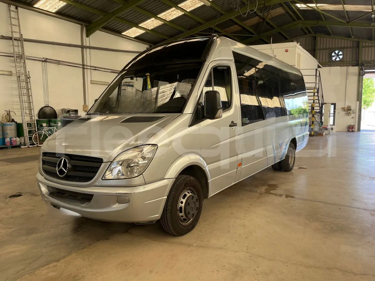 Mercedes-Benz Sprinter - Şehirlerarası otobüs: fotoğraf 4 Mercedes-Benz Sprinter - Şehirlerarası otobüs: fotoğraf 4