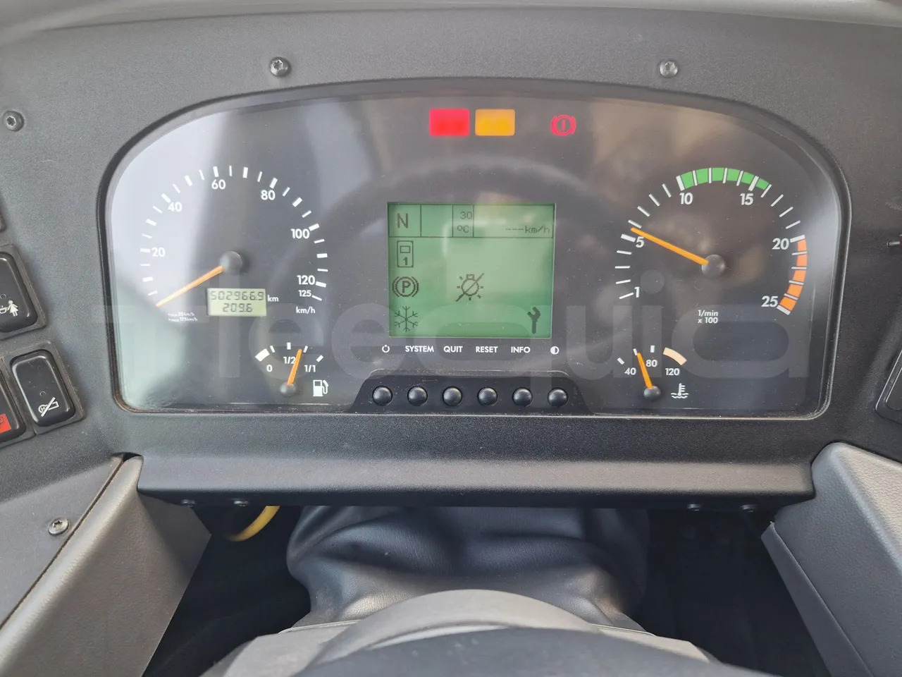 Mercedes-Benz Tourismo - Turistik otobüs: fotoğraf 3 Mercedes-Benz Tourismo - Turistik otobüs: fotoğraf 3