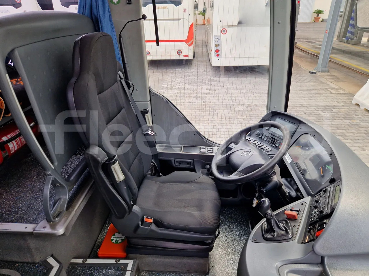 Turistik otobüs Mercedes-Benz Tourismo: fotoğraf 19