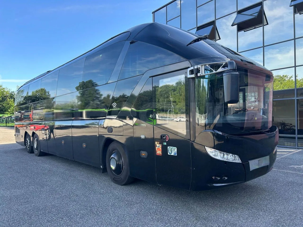 Neoplan Starliner - Turistik otobüs: fotoğraf 1 Neoplan Starliner - Turistik otobüs: fotoğraf 1