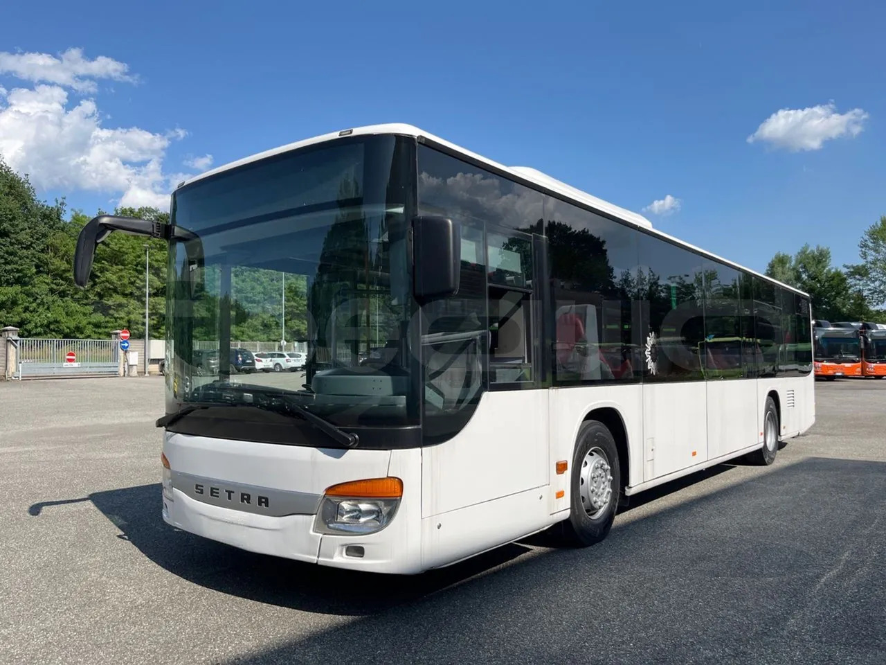 Setra S415 - Şehir otobüsü: fotoğraf 3 Setra S415 - Şehir otobüsü: fotoğraf 3