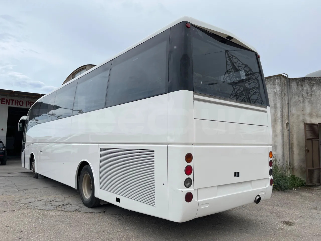 Volvo B12 finansal kiralama Volvo B12: fotoğraf 9 Volvo B12 finansal kiralama Volvo B12: fotoğraf 9