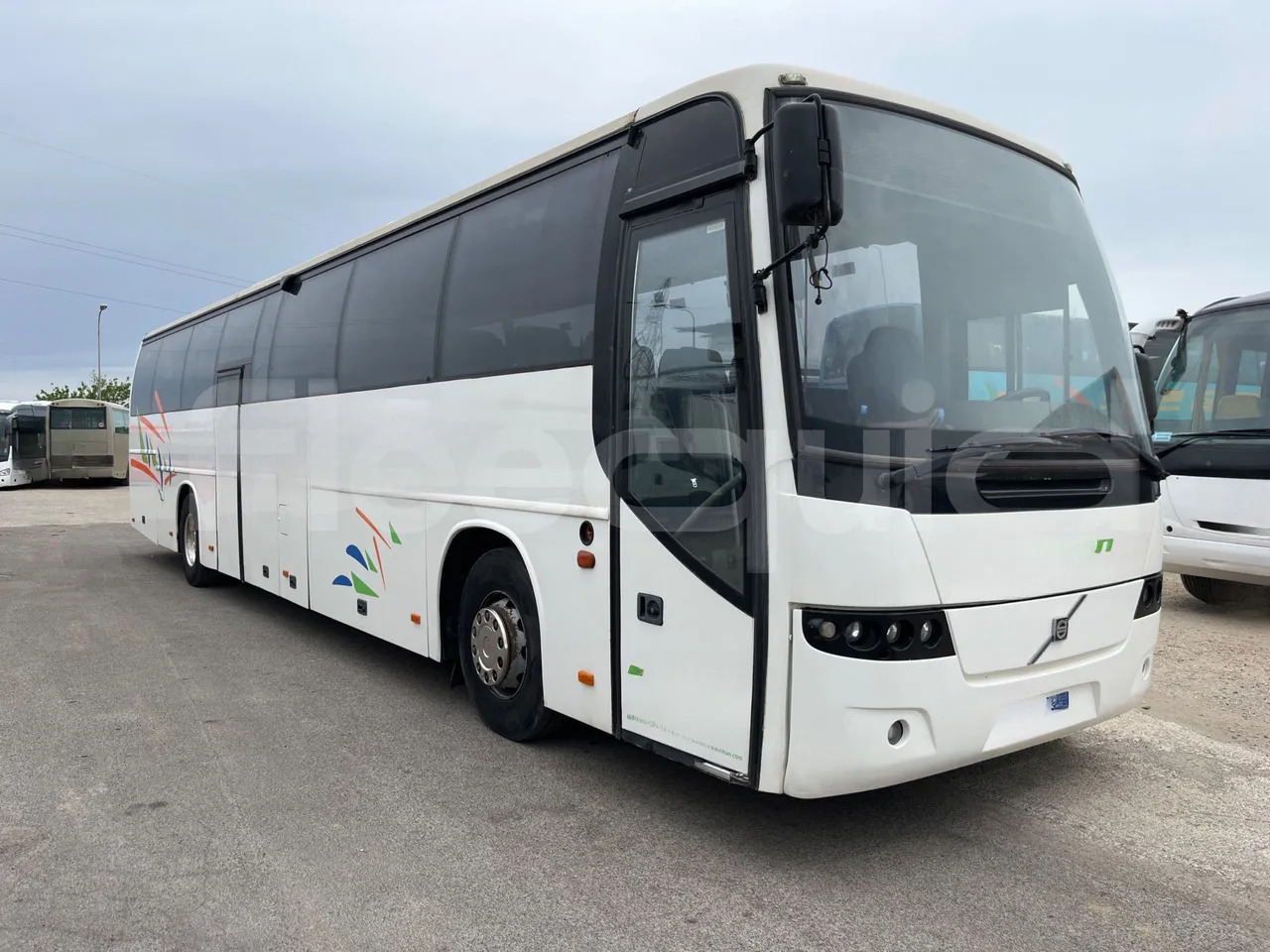 Volvo B12 - Turistik otobüs: fotoğraf 1 Volvo B12 - Turistik otobüs: fotoğraf 1